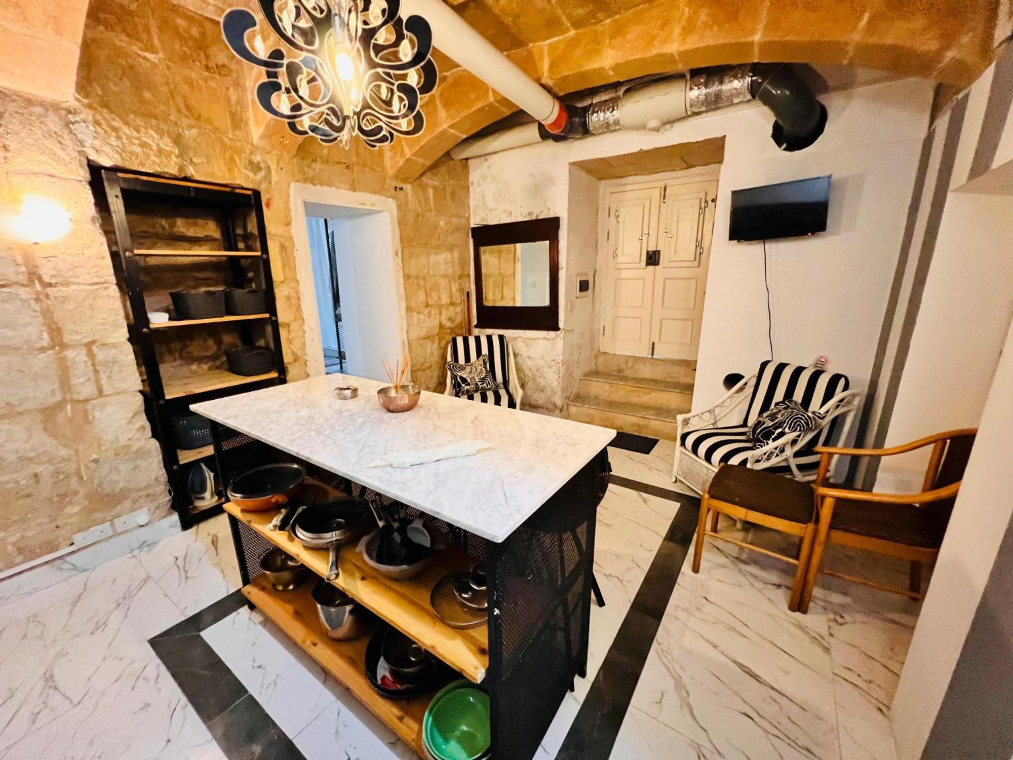 Appartamento Charming Townhouse Prime Area La Valletta Esterno foto