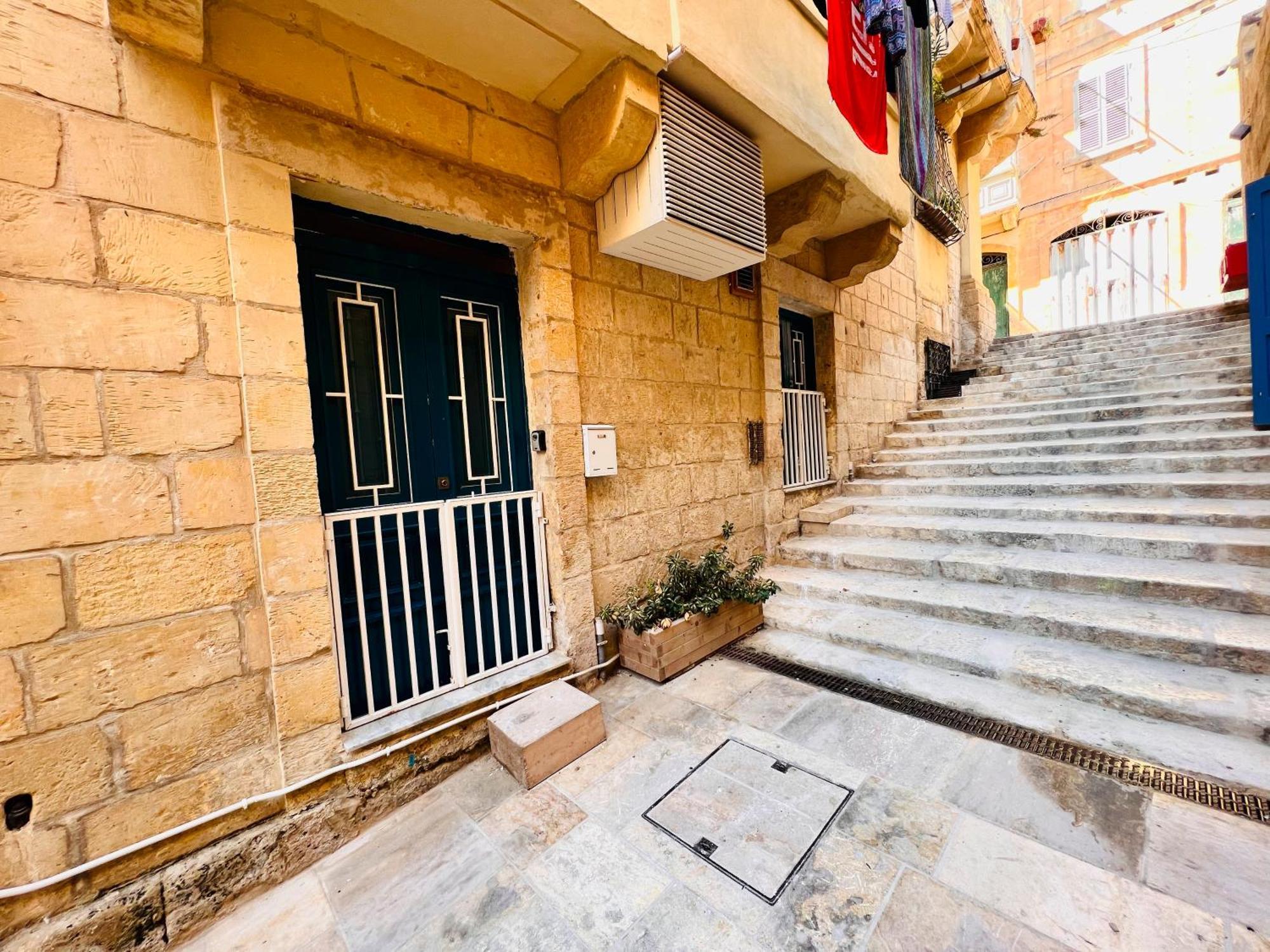 Appartamento Charming Townhouse Prime Area La Valletta Esterno foto